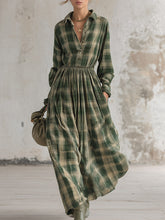 Vintage-style Green Plaid Print Matte Velvet Maxi Dress
