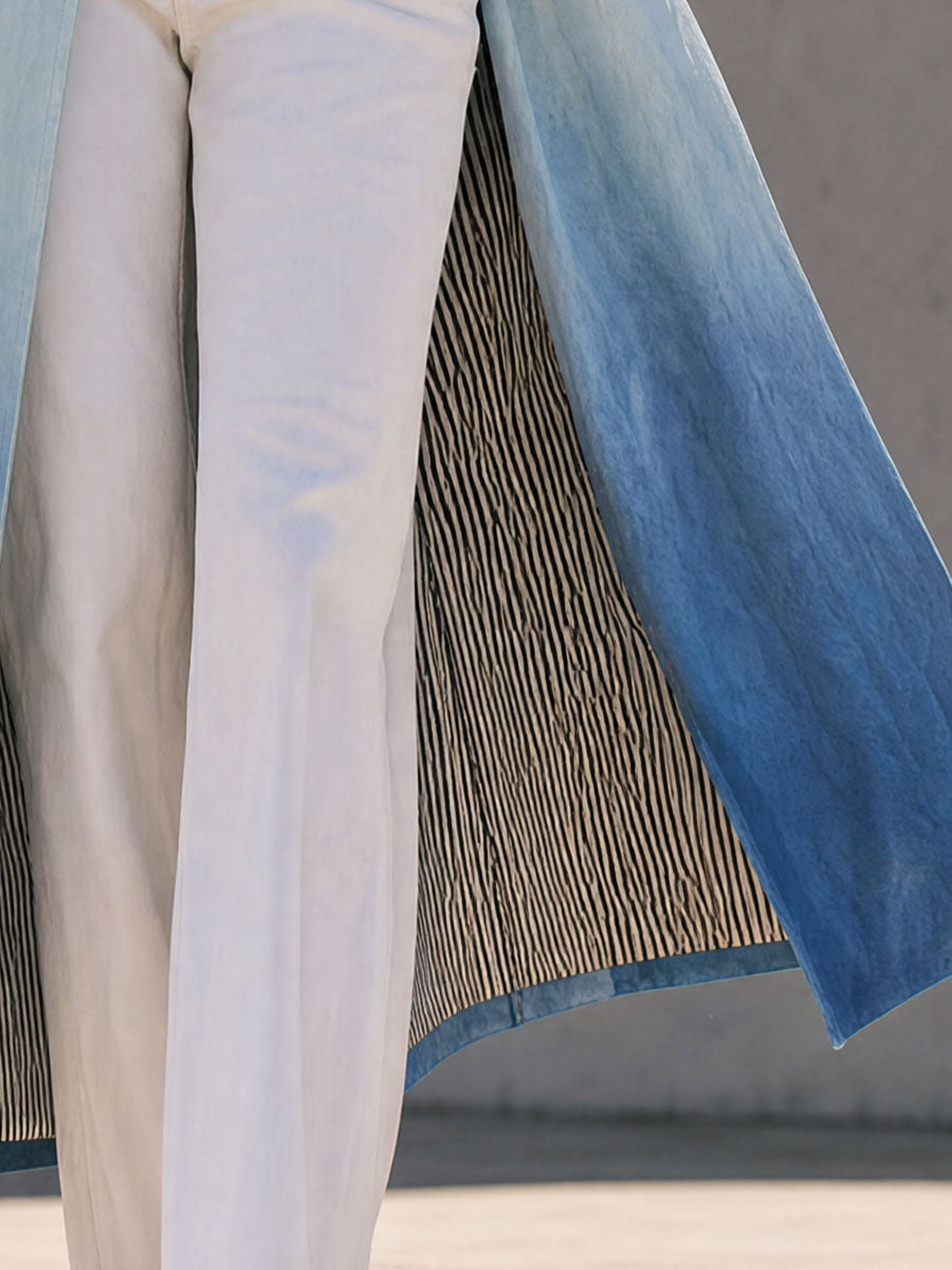 Retro-elegant Light Blue Gradient Double-breasted Striped Long Coat